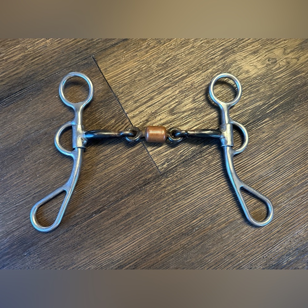 Horse Tack - 5” 3 Piece Dog Bone Shanked Snaffle Western Bit